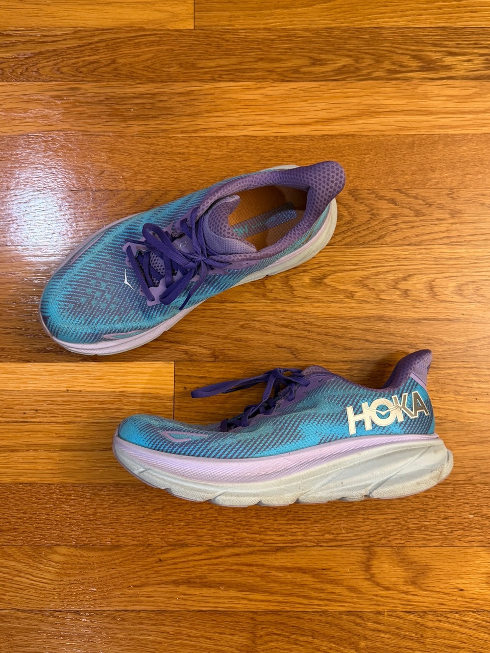Hoka Women's Clifton 9 Running Shoes in Chalk Violet / Pastel Lilac - Size 10
